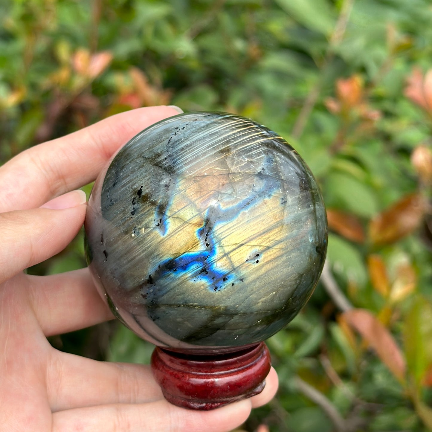 Labradorite Crystal Sphere - Hand-Carved Iridescent Healing Ball for Energy Cleansing and Home Decor