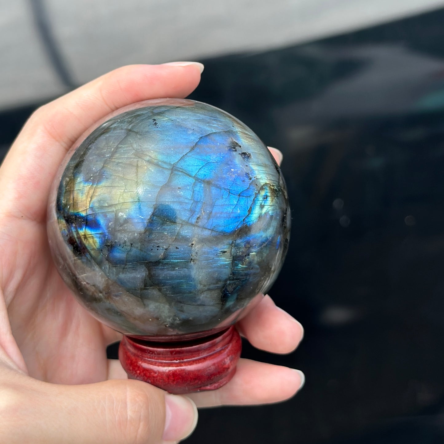 Labradorite Crystal Sphere - Hand-Carved Iridescent Healing Ball for Energy Cleansing and Home Decor